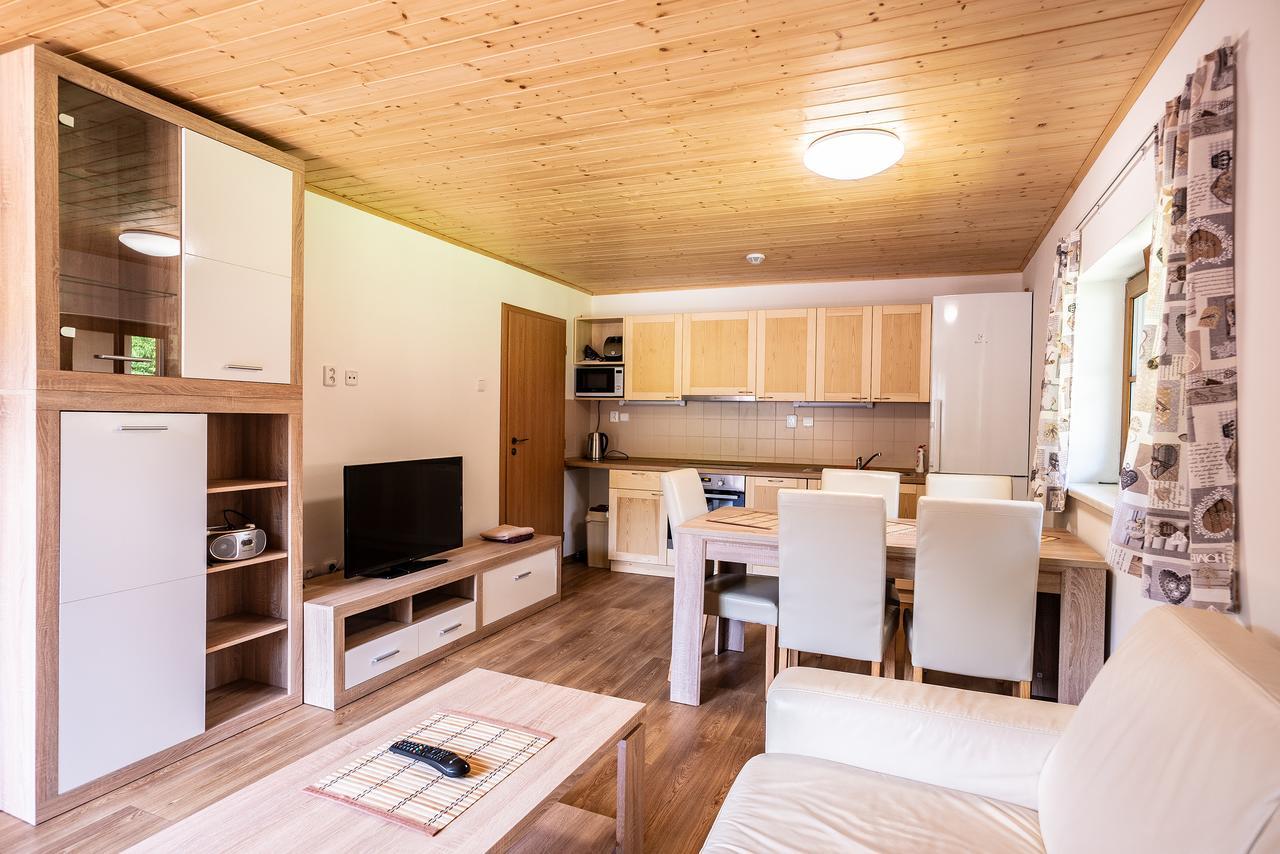 S4 Resort Kouty โลชนา นาดเด เดสเนา ภายนอก รูปภาพ